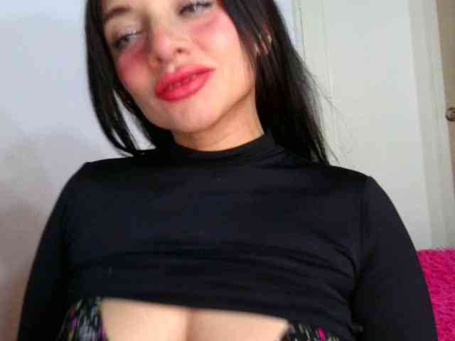 HotSpaceGirl webcam