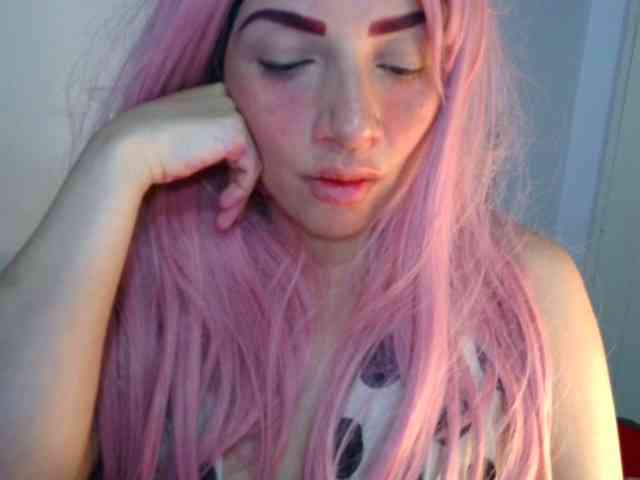 HotSpaceGirl webcam