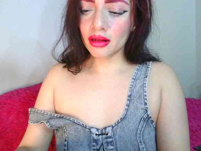 HotSpaceGirl webcam