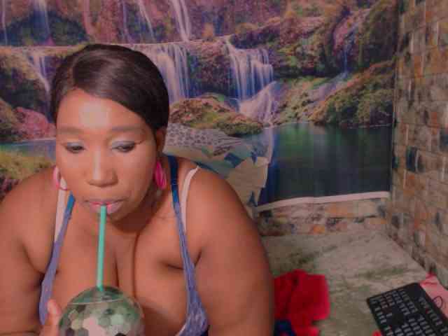 mysticeboney webcam