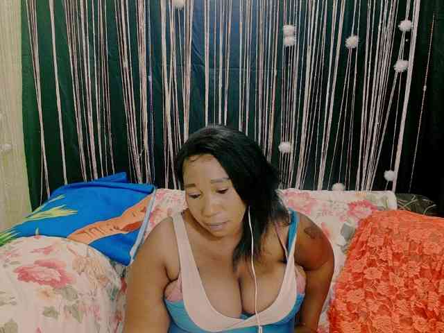mysticeboney webcam