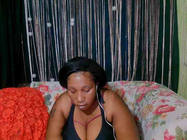 mysticeboney webcam