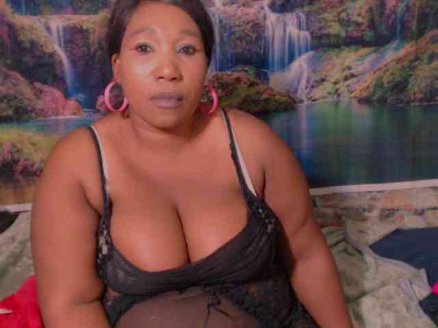 mysticeboney webcam