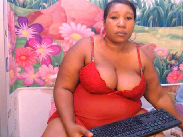 mysticeboney webcam