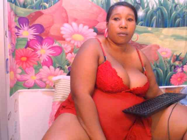mysticeboney webcam
