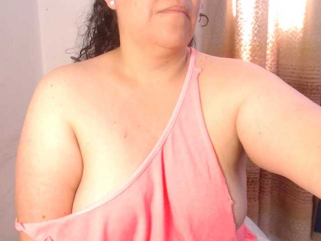 agathamiller's BongaCams show and profile