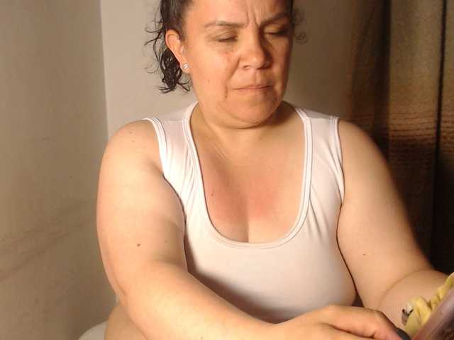 agathamiller's BongaCams show and profile