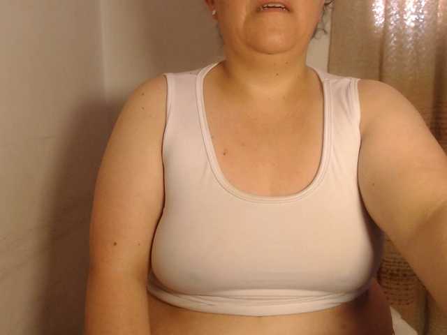 agathamiller's BongaCams show and profile