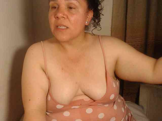 agathamiller Live Webcam on BongaCams