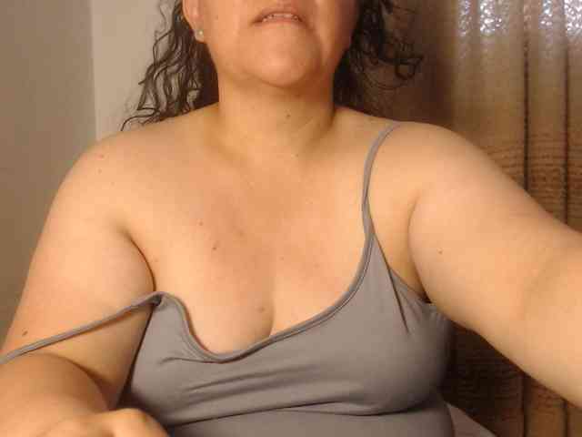 agathamiller Live Webcam on BongaCams