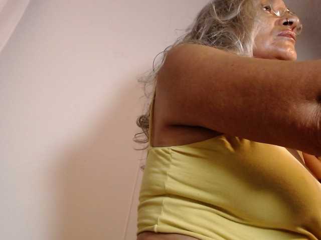 estelamars's BongaCams show and profile