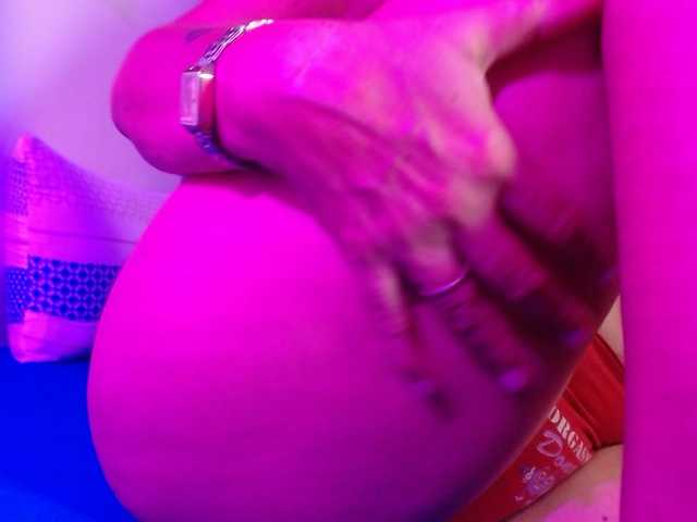 estelamars's BongaCams show and profile