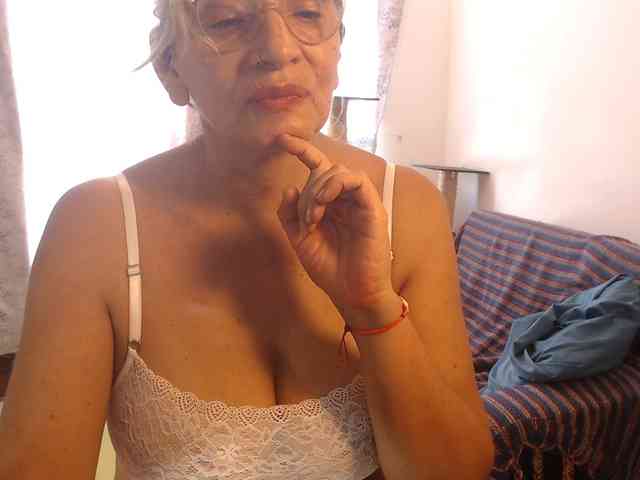 random cam chat Estelamars