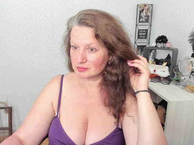 AriaLust webcam