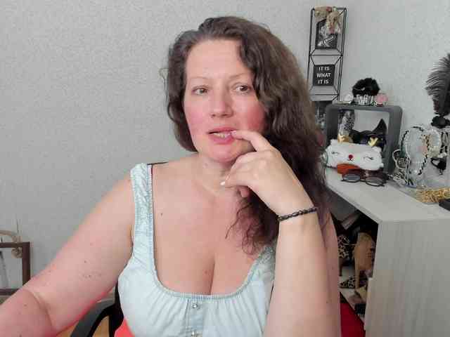 AriaLust webcam