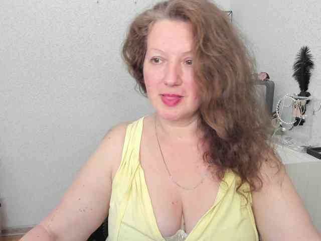 AriaLust webcam