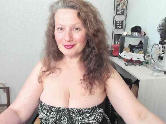 AriaLust webcam