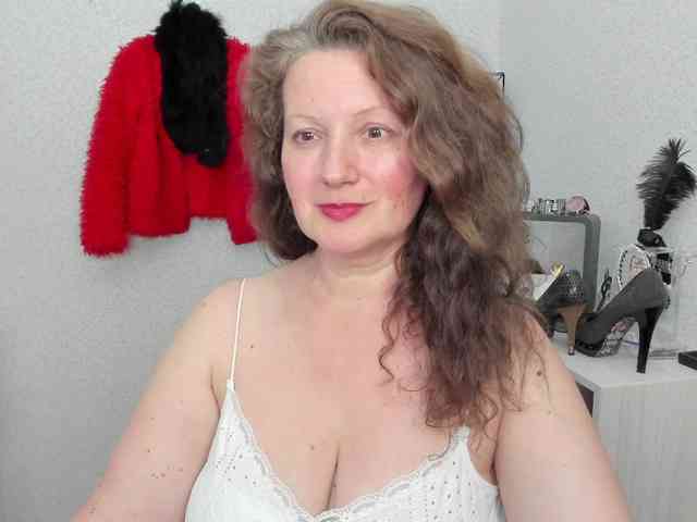 AriaLust webcam