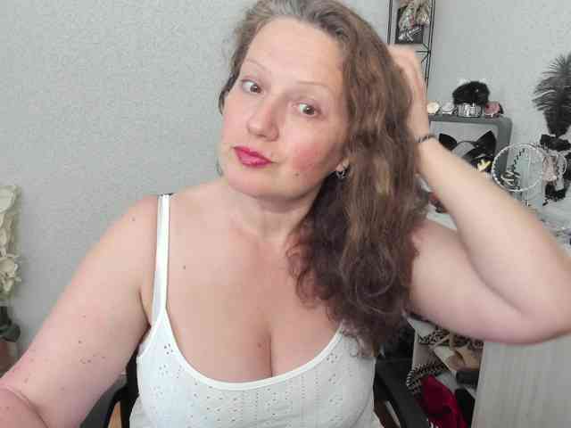AriaLust webcam