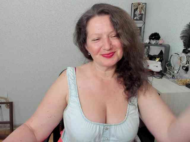 AriaLust webcam