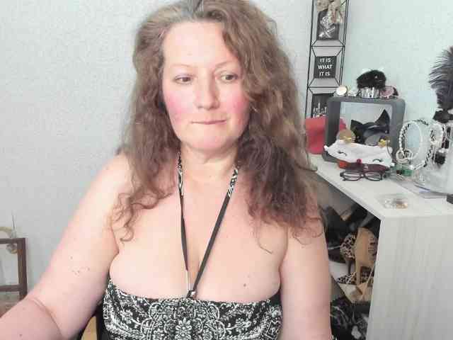 AriaLust webcam