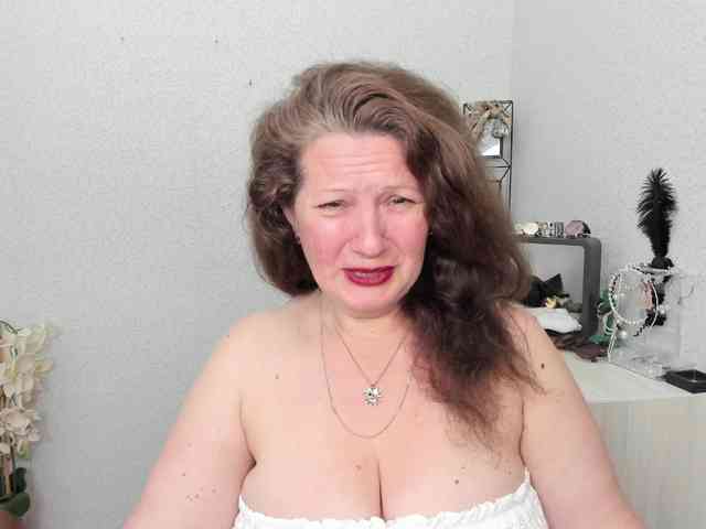 AriaLust webcam