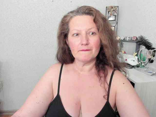 AriaLust webcam