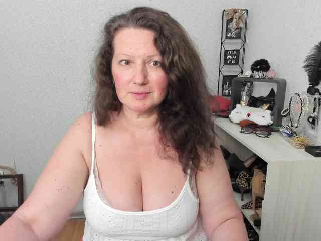 AriaLust webcam