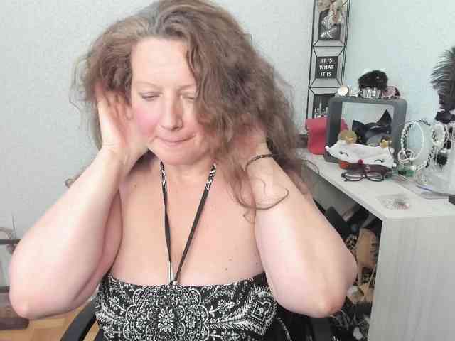AriaLust webcam