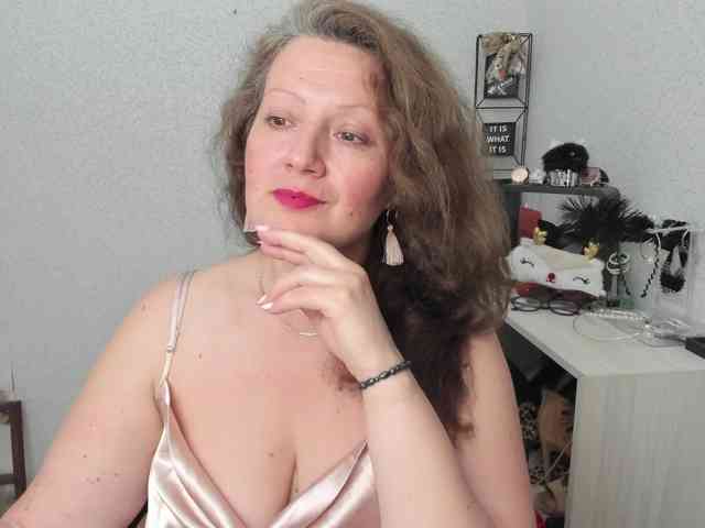 AriaLust webcam