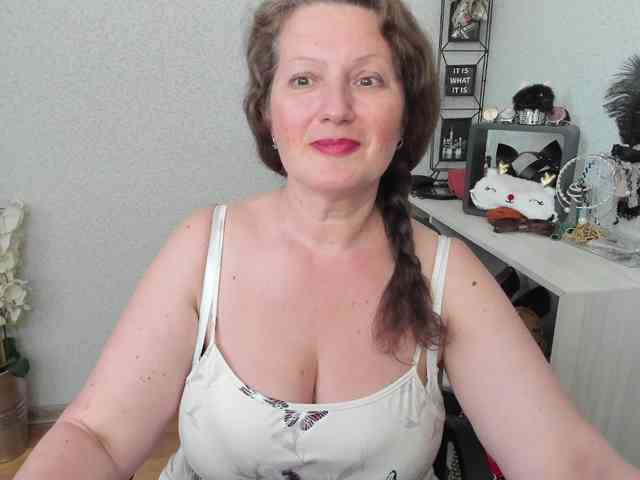 AriaLust webcam