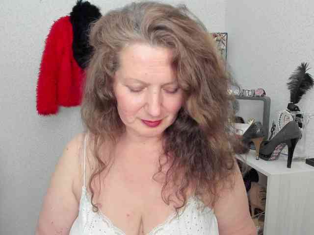 AriaLust webcam