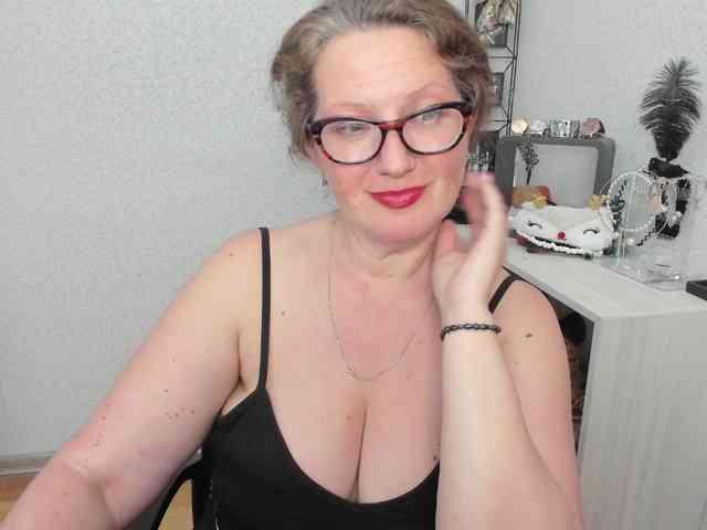 AriaLust webcam