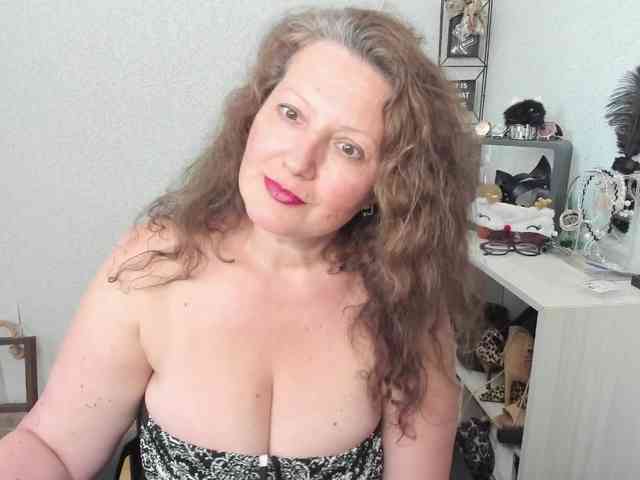 AriaLust webcam