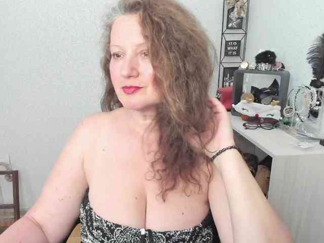 AriaLust webcam