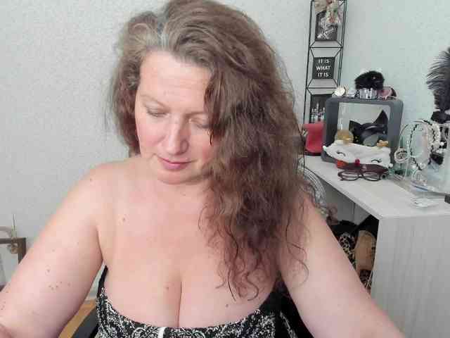 AriaLust webcam