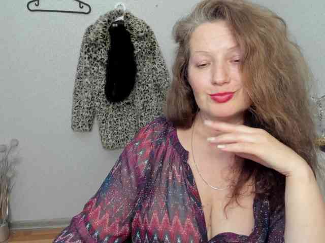 AriaLust webcam