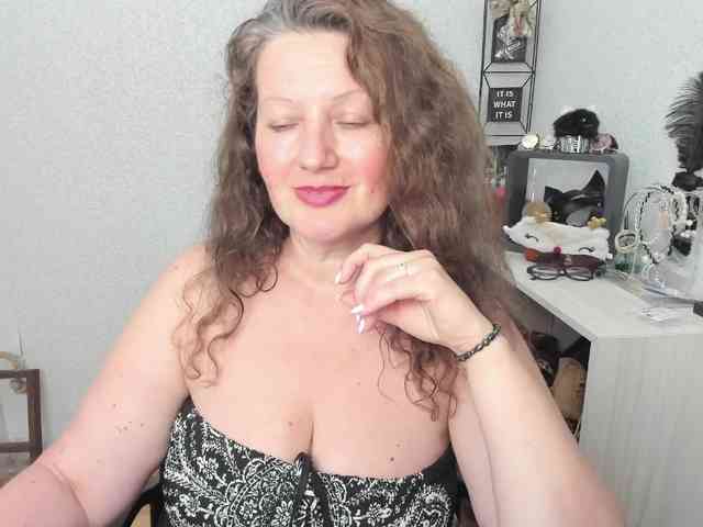 AriaLust webcam