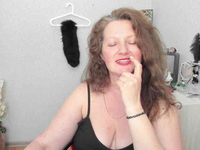 AriaLust webcam