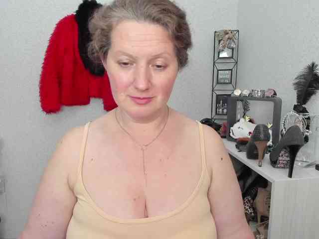 AriaLust webcam