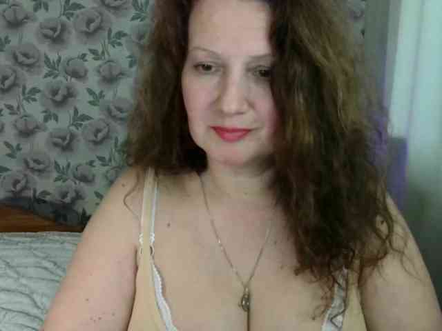 arialust Live Webcam on BongaCams