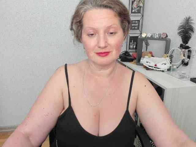 AriaLust webcam