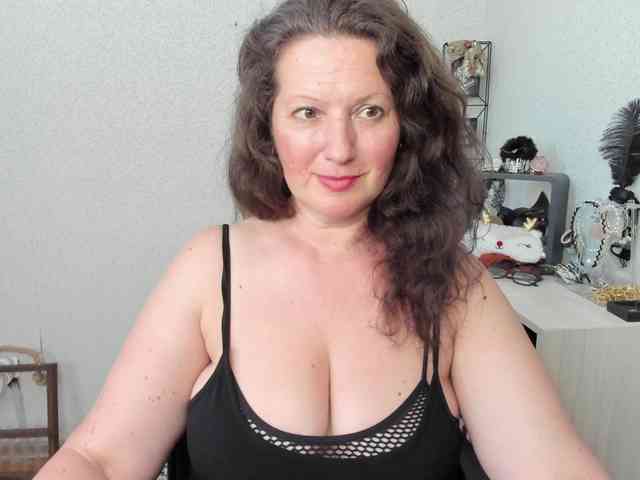 AriaLust webcam