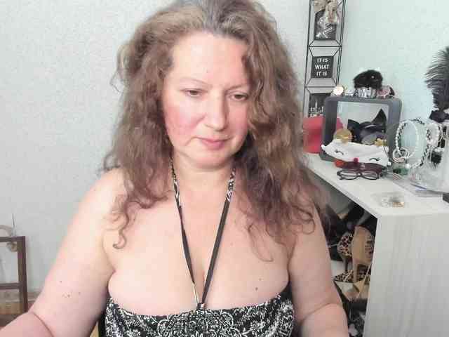 AriaLust webcam