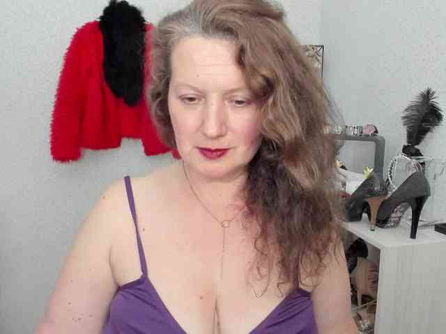 AriaLust webcam