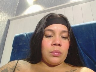 EmilyQueen3xx Porn Show