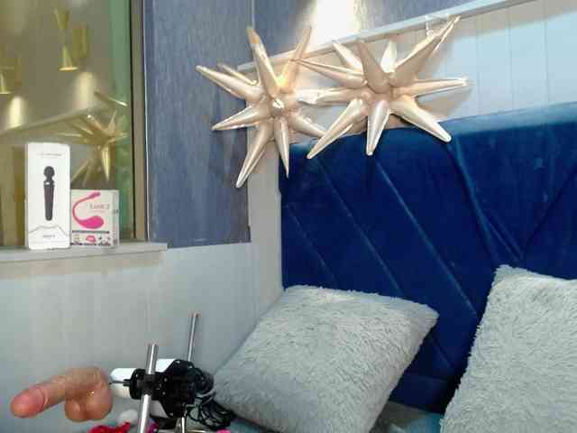 emilyqueen3xx emilyqueen3xx