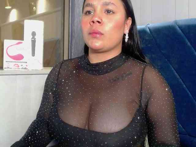 emilyqueen3xx emilyqueen3xx