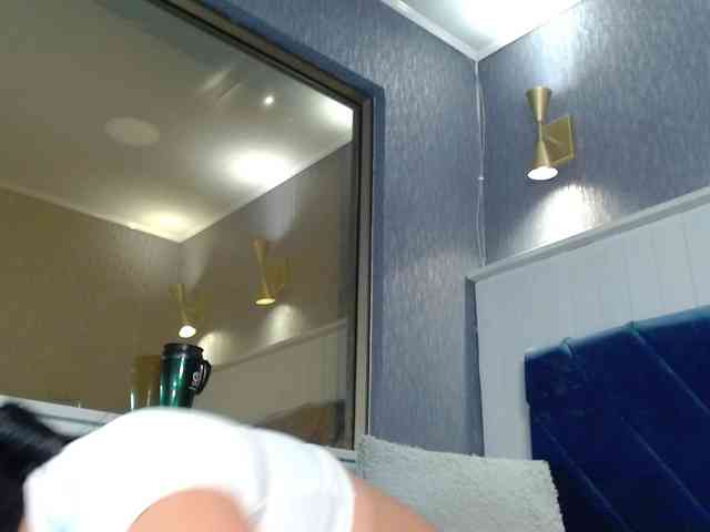 EmilyQueen3xx webcam