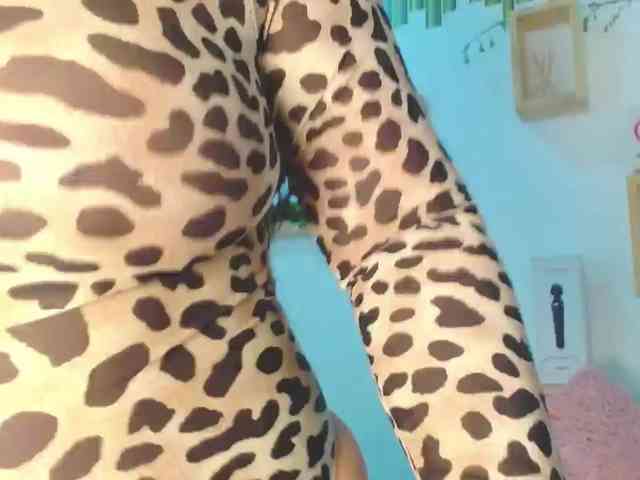 EmilyQueen3xx webcam